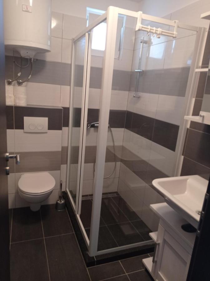 Apartmani Jure Peric Duće Esterno foto